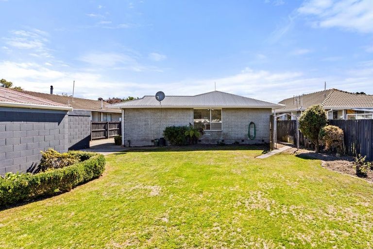 Photo of property in 22 Kawau Crescent, Bromley, Christchurch, 8062