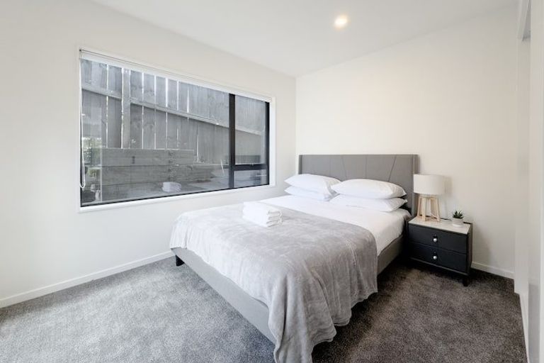 Photo of property in 5/236 Albany Highway, Schnapper Rock, Auckland, 0632