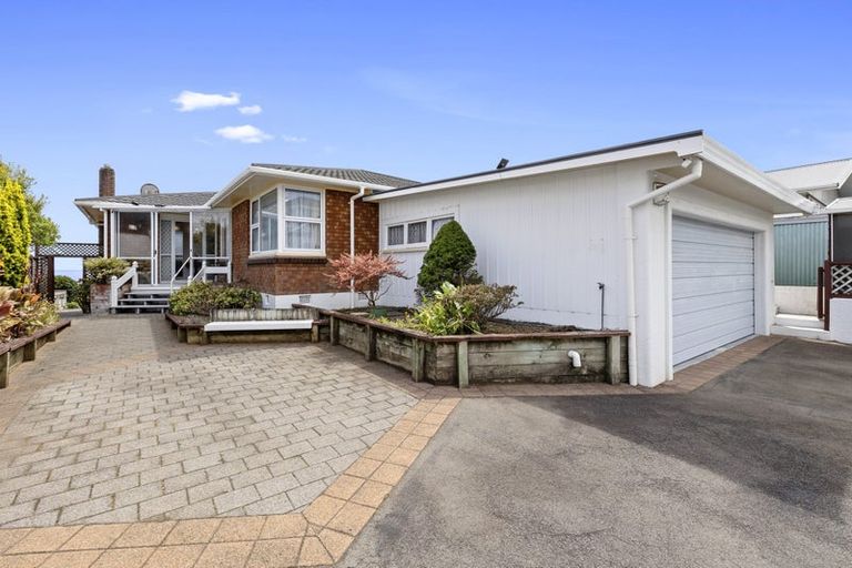 Photo of property in 412 Devon Street West, Lynmouth, New Plymouth, 4310