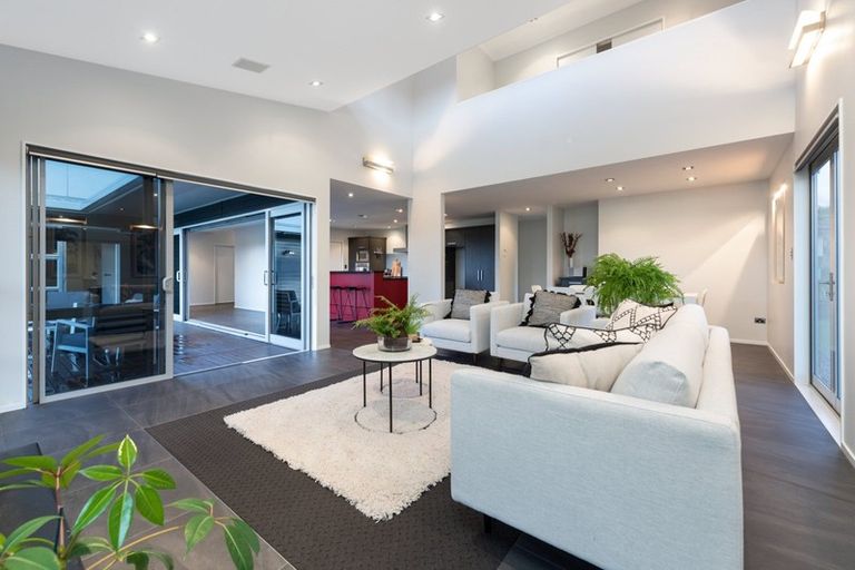 Photo of property in 115 Oriental Parade, Papamoa Beach, Papamoa, 3118