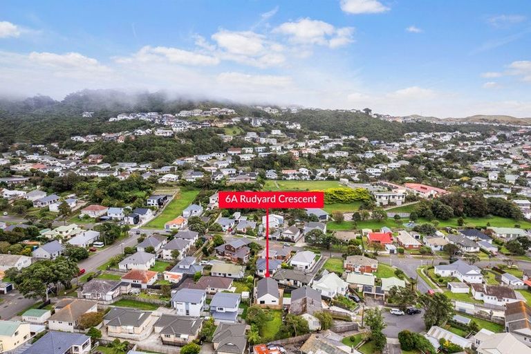 Photo of property in 6a Rudyard Crescent, Johnsonville, Wellington, 6037