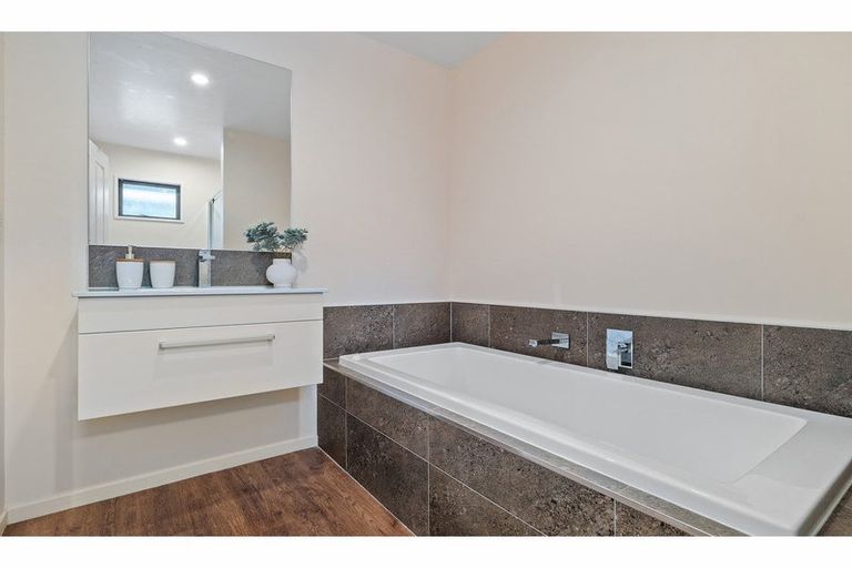 Photo of property in 107 Saint Johns Street, Woolston, Christchurch, 8062