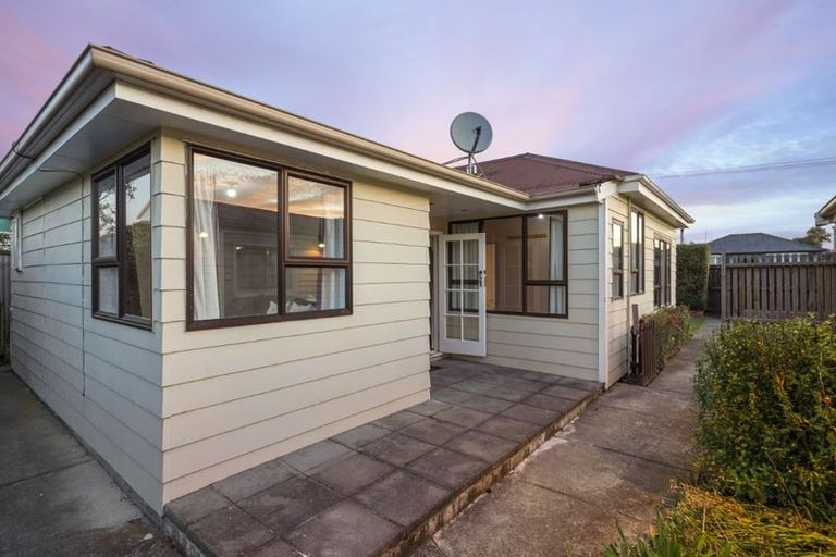 Photo of property in 1/39 Richill Street, Belfast, Christchurch, 8051