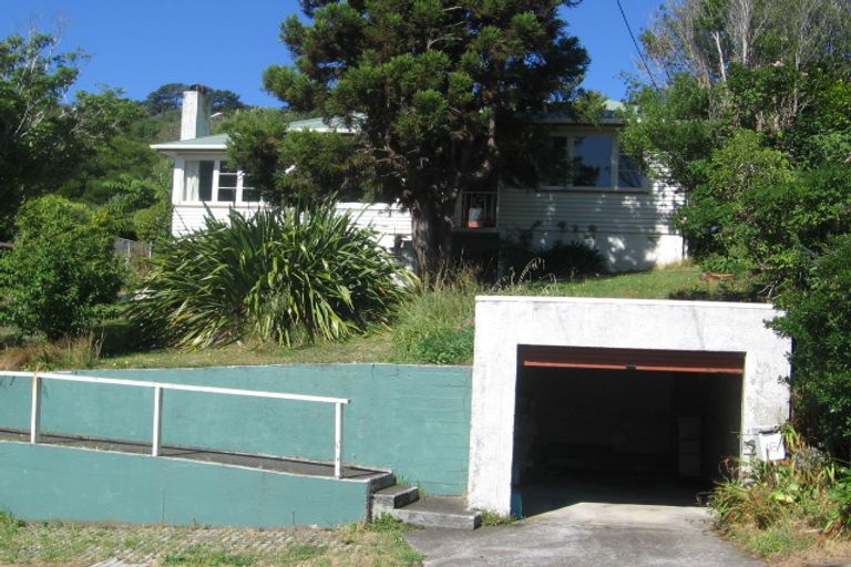 Photo of property in 18 Churchill Drive, Wilton, Wellington, 6035