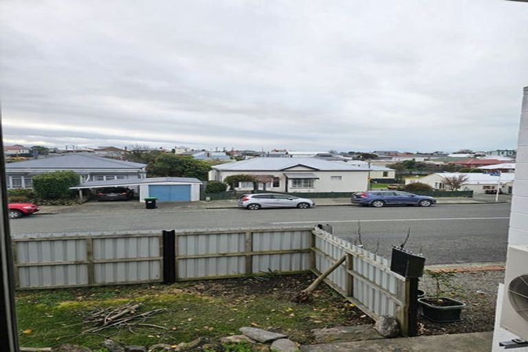 Photo of property in 2/82 Arthur Street, Seaview, Timaru, 7910