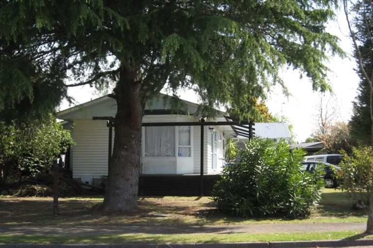 Photo of property in 18 Barron Crescent, Fenton Park, Rotorua, 3010