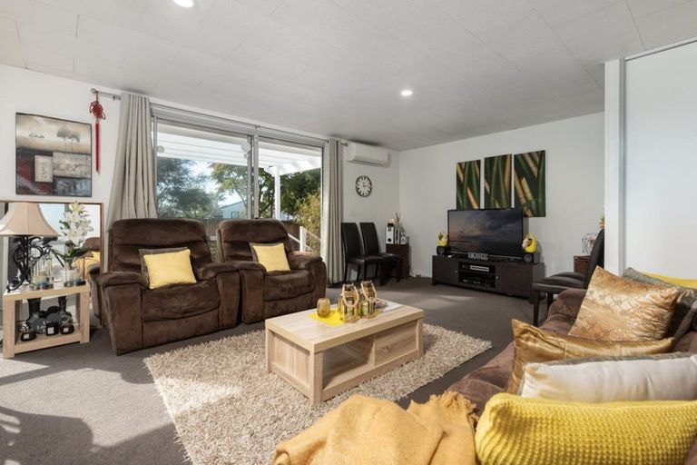 Photo of property in 13a Belray Place, Papamoa Beach, Papamoa, 3118