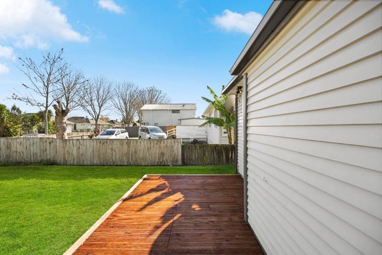 Photo of property in 8 Kenney Crescent, Fairfield, Hamilton, 3214