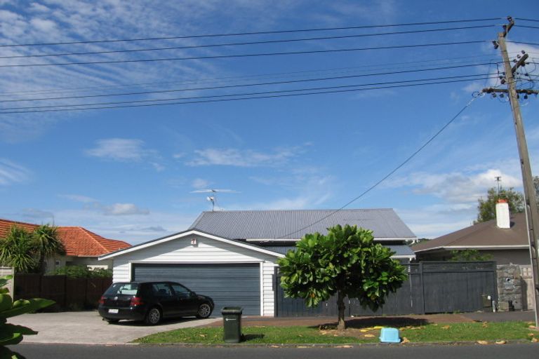 Photo of property in 47 Moa Road, Point Chevalier, Auckland, 1022