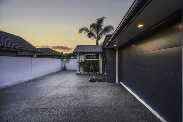 Photo of property in 12 The Rocks, Flagstaff, Hamilton, 3210