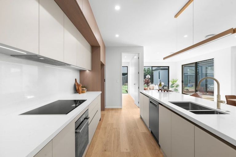 Photo of property in 10 Ferbane Way, Halswell, Christchurch, 8025