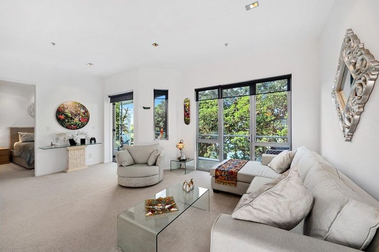Photo of property in 1/7 The Promenade, Takapuna, Auckland, 0622