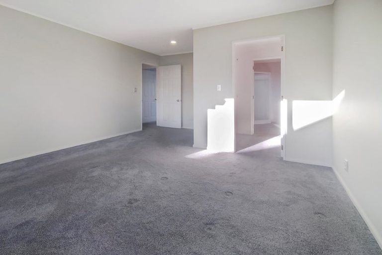 Photo of property in 11b Cheval Place, Taradale, Napier, 4112