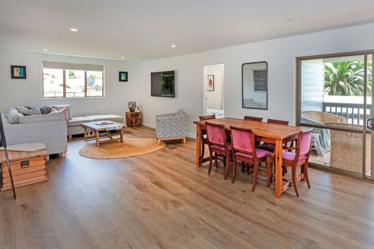 Photo of property in 123 Park Avenue, Whangamata, 3620