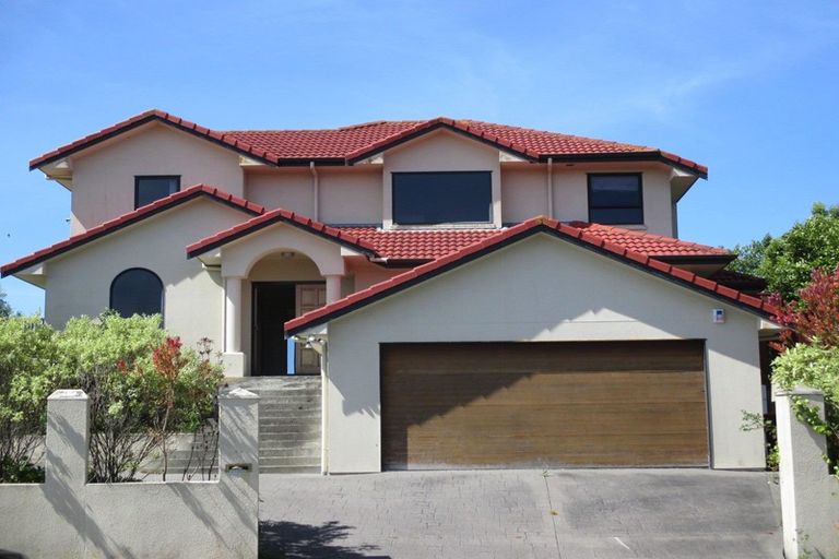 Photo of property in 35 Ruapehu Drive, Fitzherbert, Palmerston North, 4410