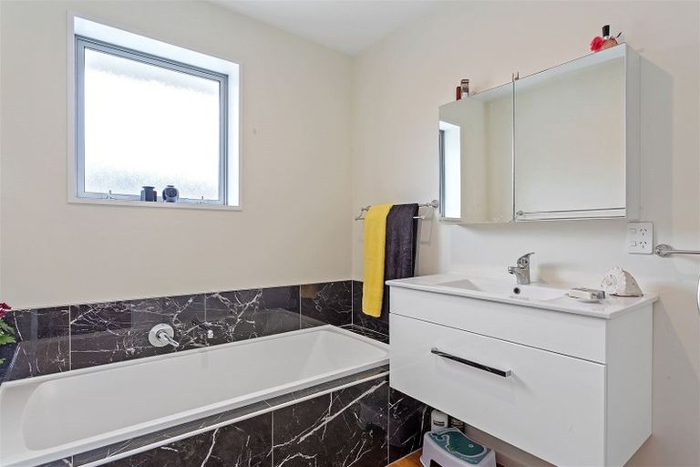 Photo of property in 44 Birdwood Avenue, Beckenham, Christchurch, 8023