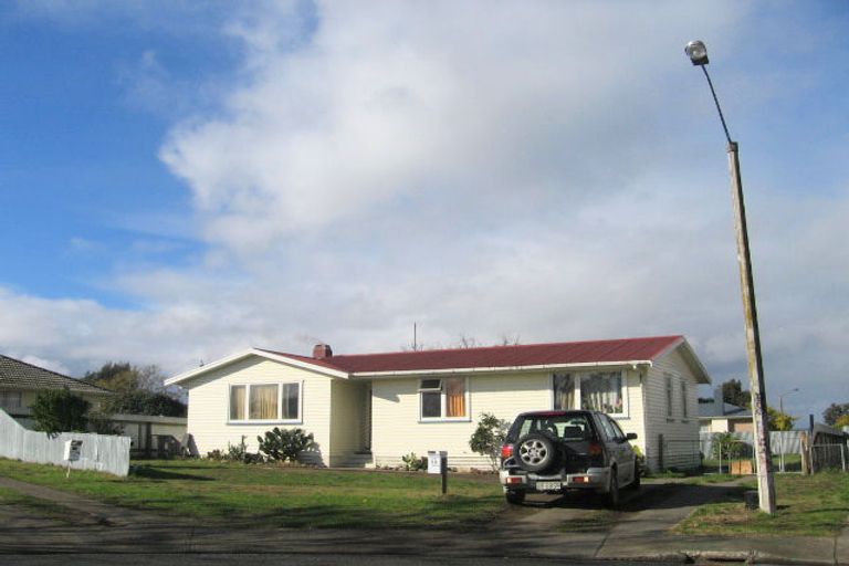 Photo of property in 13 Montrose Place, Flaxmere, Hastings, 4120