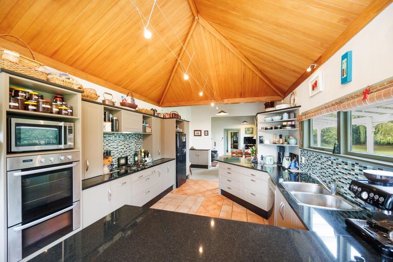 Photo of property in 394 Kairanga Bunnythorpe Road, Bunnythorpe, Palmerston North, 4478