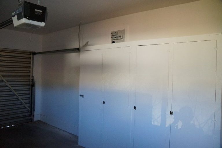 Photo of property in 98 Centaurus Road, Huntsbury, Christchurch, 8022