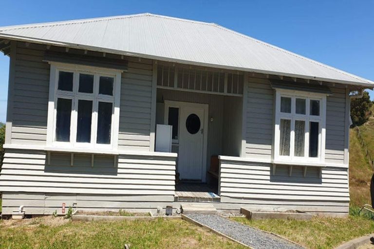 Photo of property in 346 Cape Palliser Road, Whangaimoana, Featherston, 5772