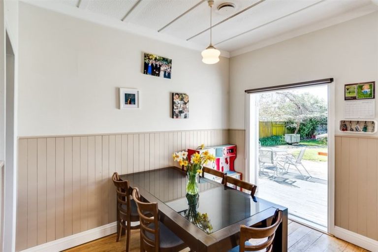 Photo of property in 17 Chambers Street, Te Awa, Napier, 4110