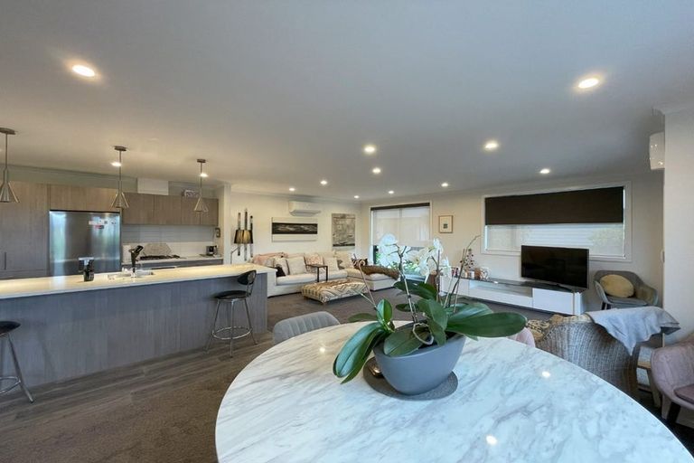 Photo of property in 7 Magdalinos Way, Havelock North, 4130