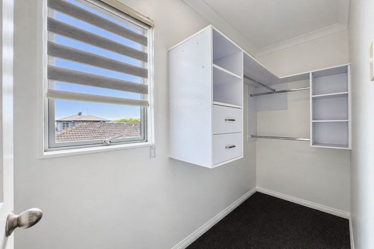 Photo of property in 10 Andrusha Place, Flat Bush, Auckland, 2019