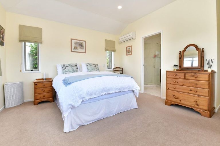 Photo of property in 3 Commodore Court, Gulf Harbour, Whangaparaoa, 0930