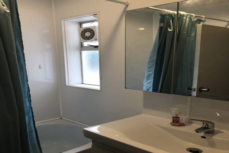 Photo of property in 4/11 Trafalgar Street, Johnsonville, Wellington, 6037