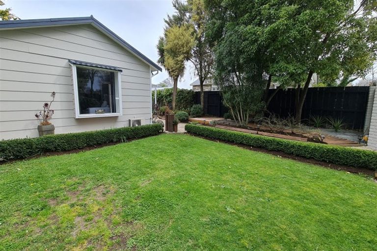 Photo of property in 533 Cranford Street, Redwood, Christchurch, 8051