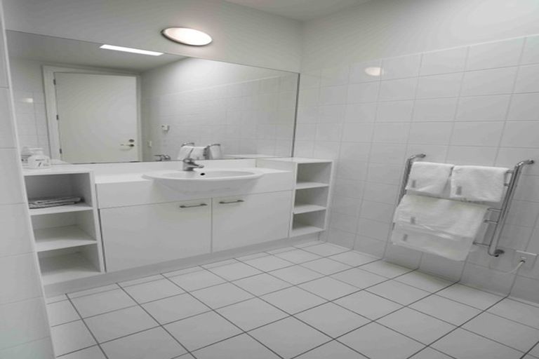 Photo of property in Kelvin House, 8d/16 The Terrace, Wellington Central, Wellington, 6011