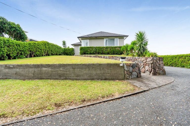 Photo of property in 17 Rainsford Street, Moturoa, New Plymouth, 4310