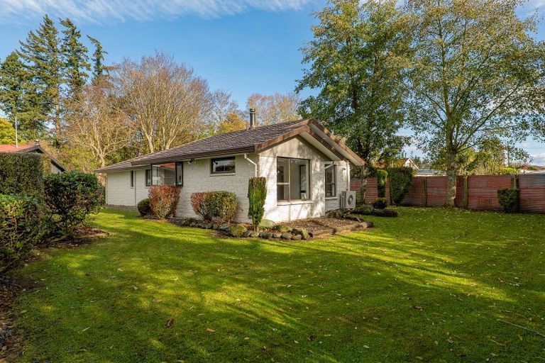 Photo of property in 3 Bluff Street, Coalgate, 7673