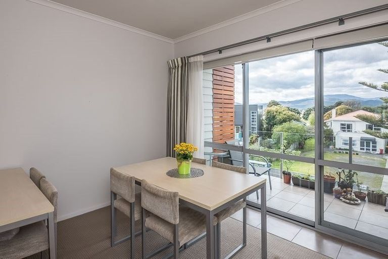 Photo of property in 24/4u Seaview Road, Paraparaumu Beach, Paraparaumu, 5032