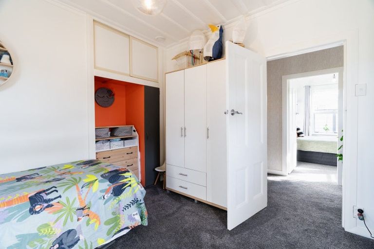 Photo of property in 37 Stanley Street, Kenmure, Dunedin, 9011