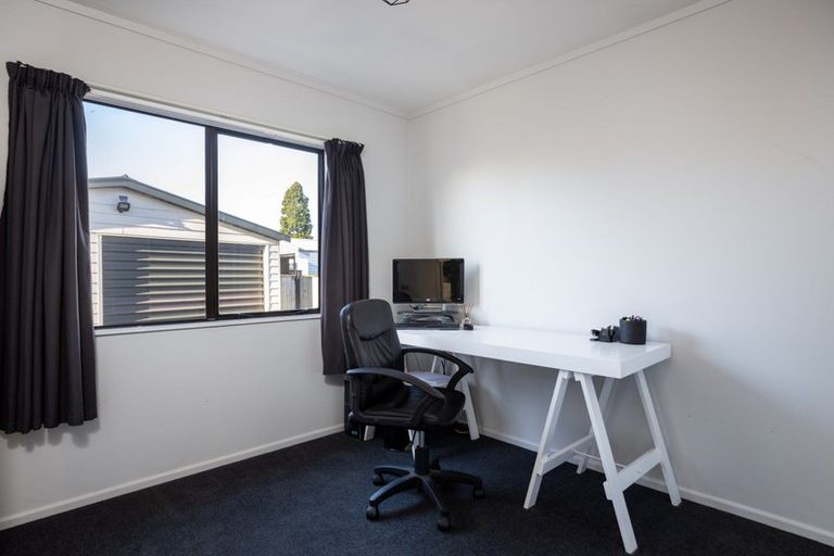 Photo of property in 16 Aratapu Street, Waitara, 4320