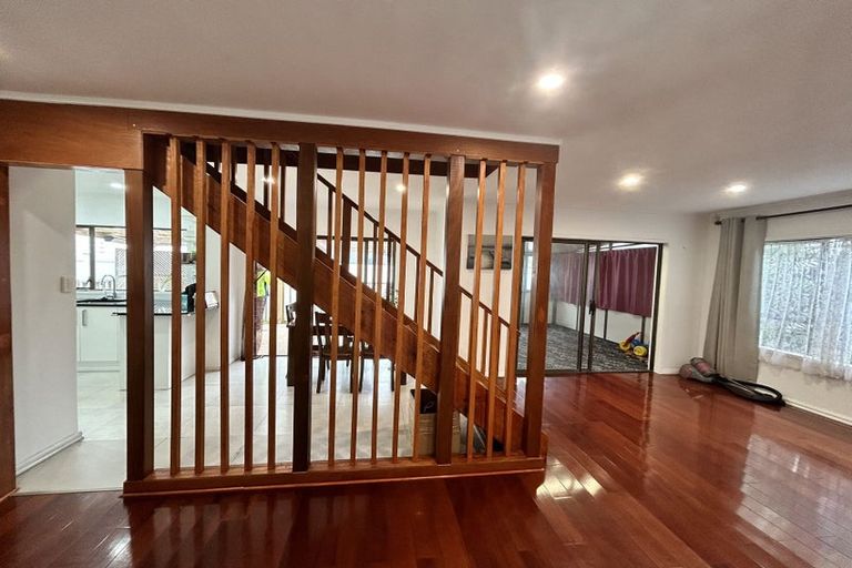 Photo of property in 40 Tudor Road, Henderson, Auckland, 0610
