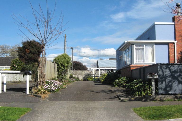 Photo of property in 10 Exeter Street, Brooklands, New Plymouth, 4310