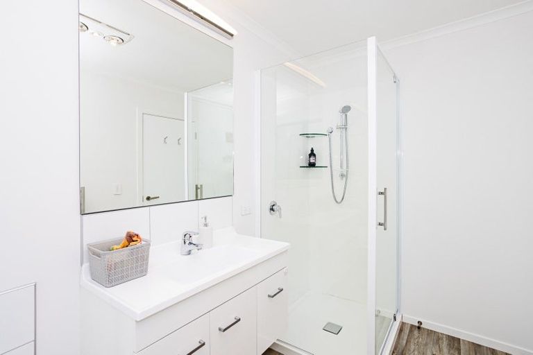 Photo of property in 83 Watt Road, Otatara, Invercargill, 9879