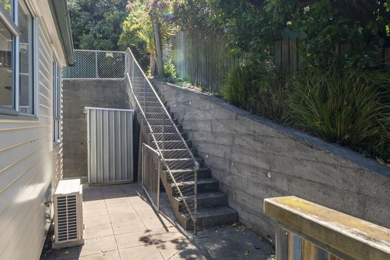 Photo of property in 1 The Spinney, Titahi Bay, Porirua, 5022