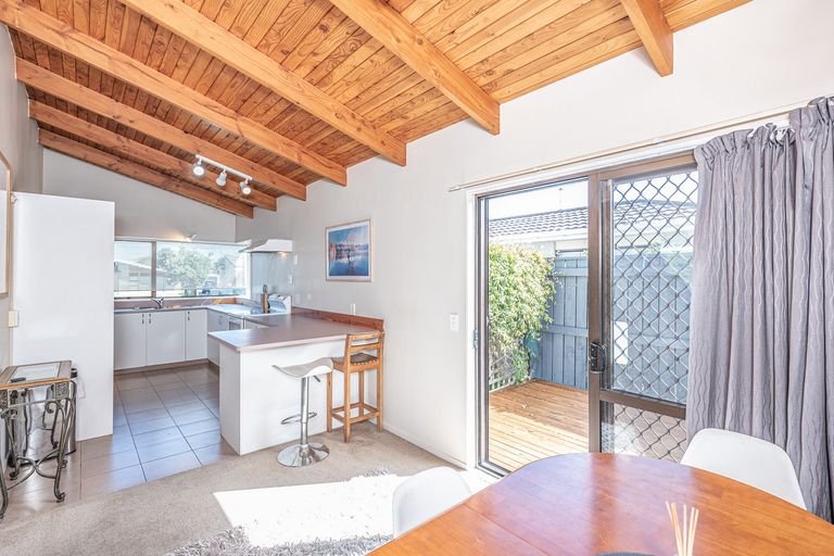 Photo of property in 32 Exeter Crescent, Springvale, Whanganui, 4501