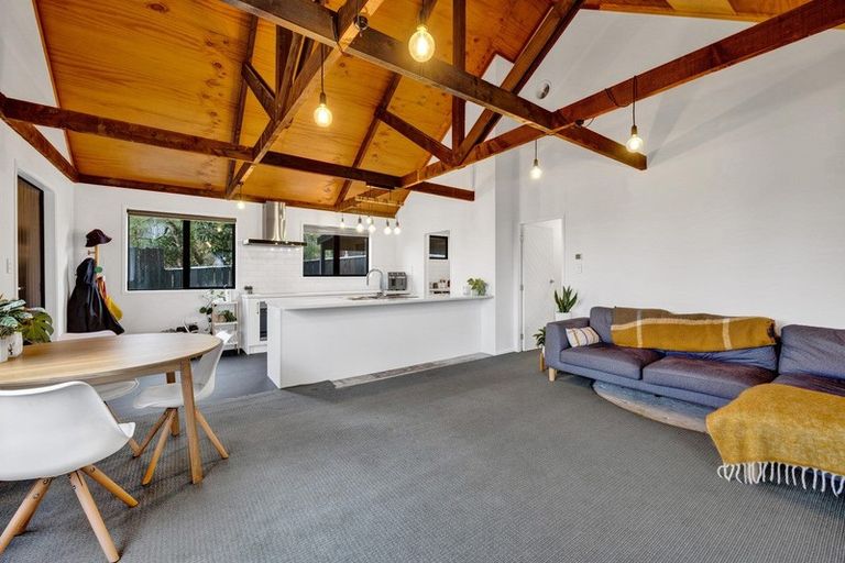 Photo of property in 25 Rata Street, Upper Vogeltown, New Plymouth, 4310