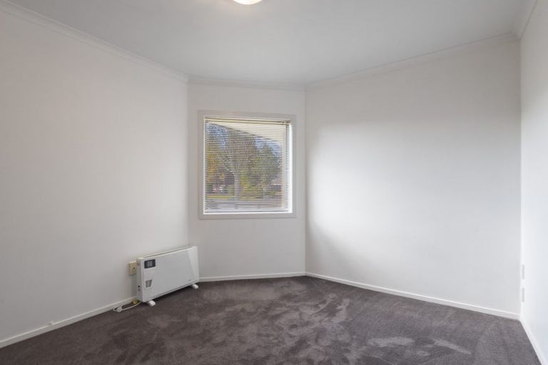 Photo of property in 14/64 Kawaha Point Road, Kawaha Point, Rotorua, 3010