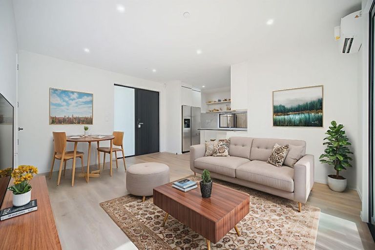 Photo of property in 8/17 Julian Place, Otara, Auckland, 2023