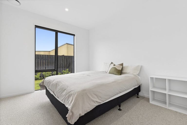 Photo of property in 12 Cleland Close, Wanaka, 9382