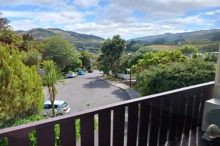 Photo of property in 15b Dormar Place, Churton Park, Wellington, 6037