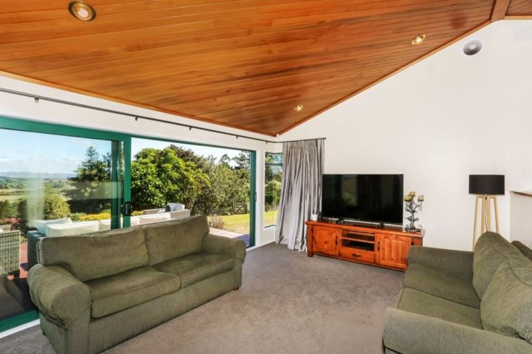 Photo of property in 264 Logan Road, Buckland, Pukekohe, 2677