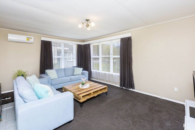 Photo of property in 12 Ngata Grove, Trentham, Upper Hutt, 5018