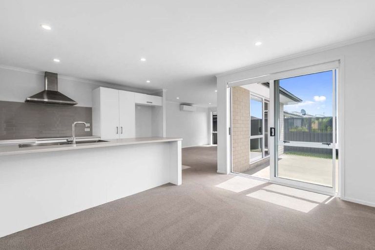Photo of property in 4 Pioneer Crescent, Omokoroa, 3114