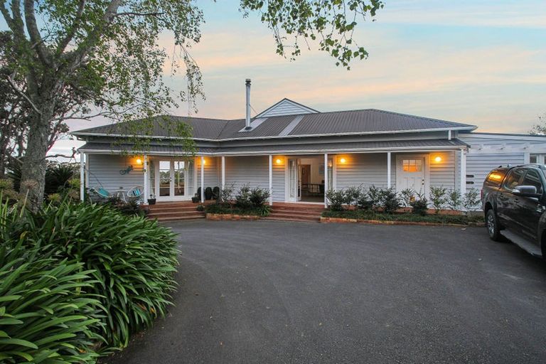 Photo of property in 187f Clarks Beach Road, Clarks Beach, Pukekohe, 2679